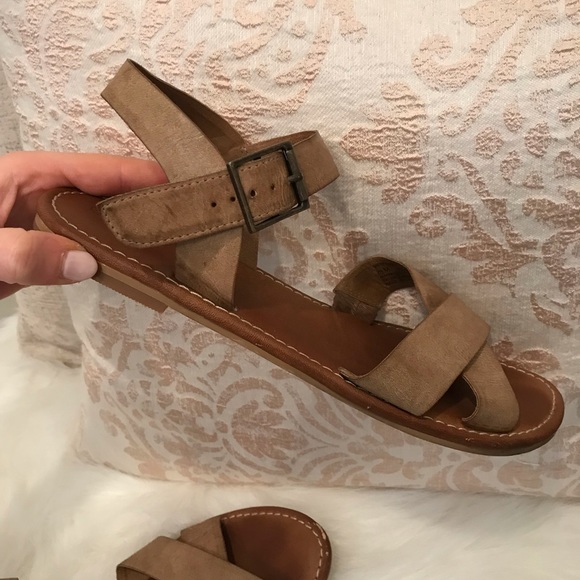 Abound Shoes - Nordstrom Sandals - Abound Light Brown Leather